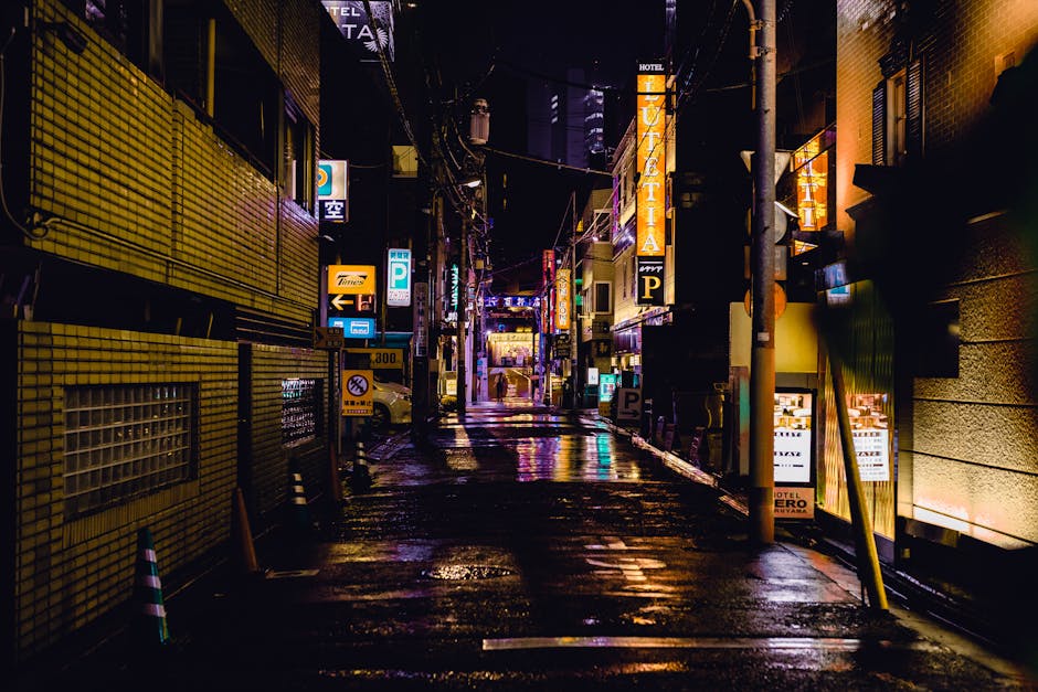 Photo of Dark Alleyway · Free Stock Photo