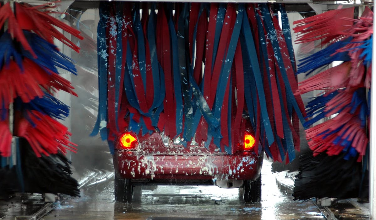 car wash tipping etiquette