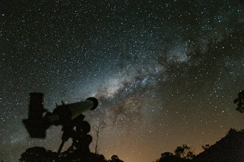 無料 夜は星でいっぱいの空 写真素材