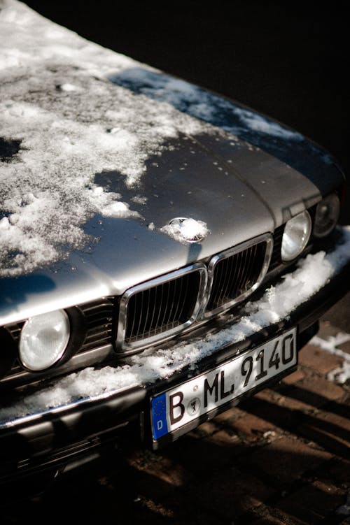 Gratis arkivbilde med bil, hette, snø