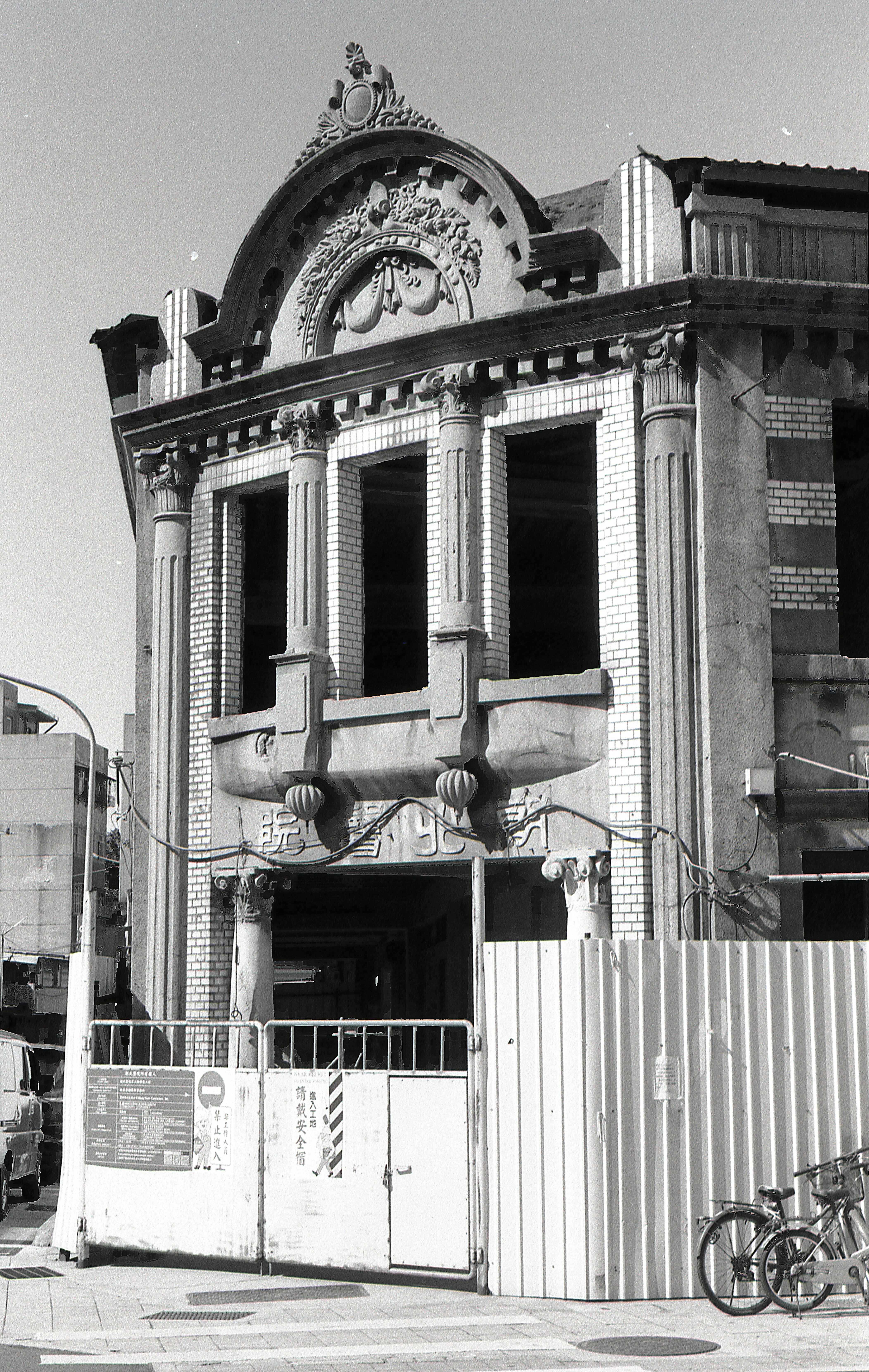 grátis Foto profissional grátis de alvenaria, ambiente urbano, ao ar livre Foto profissional