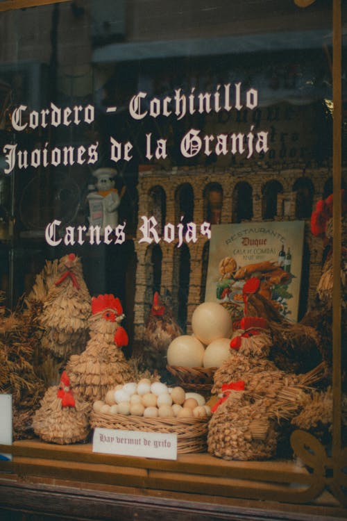 Segovia'da Rastgele Sevimli Yumurta Deposu