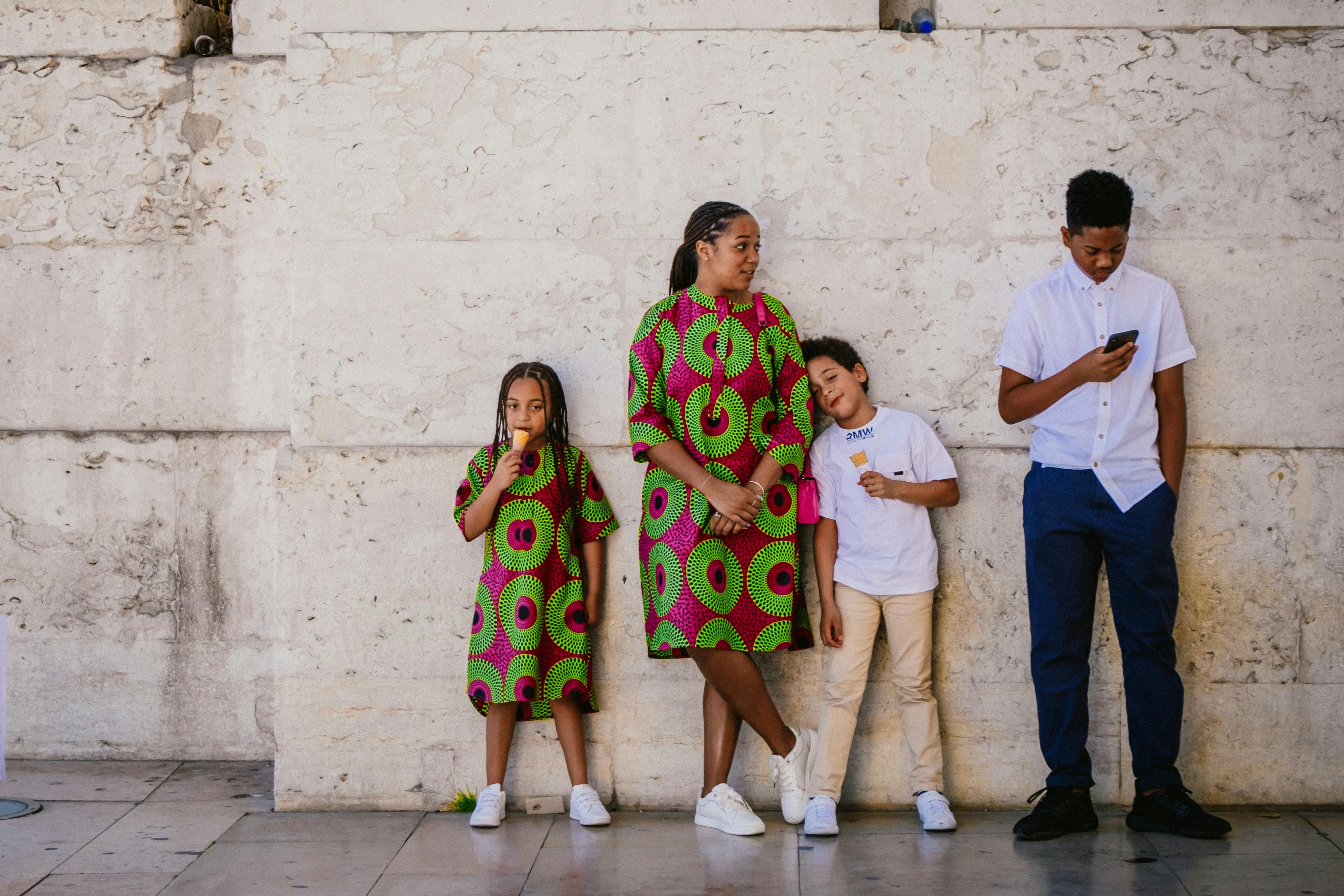 family travel, family traveller live, family travel insurance, family travel tips, family travel hacks, family travel tours, 