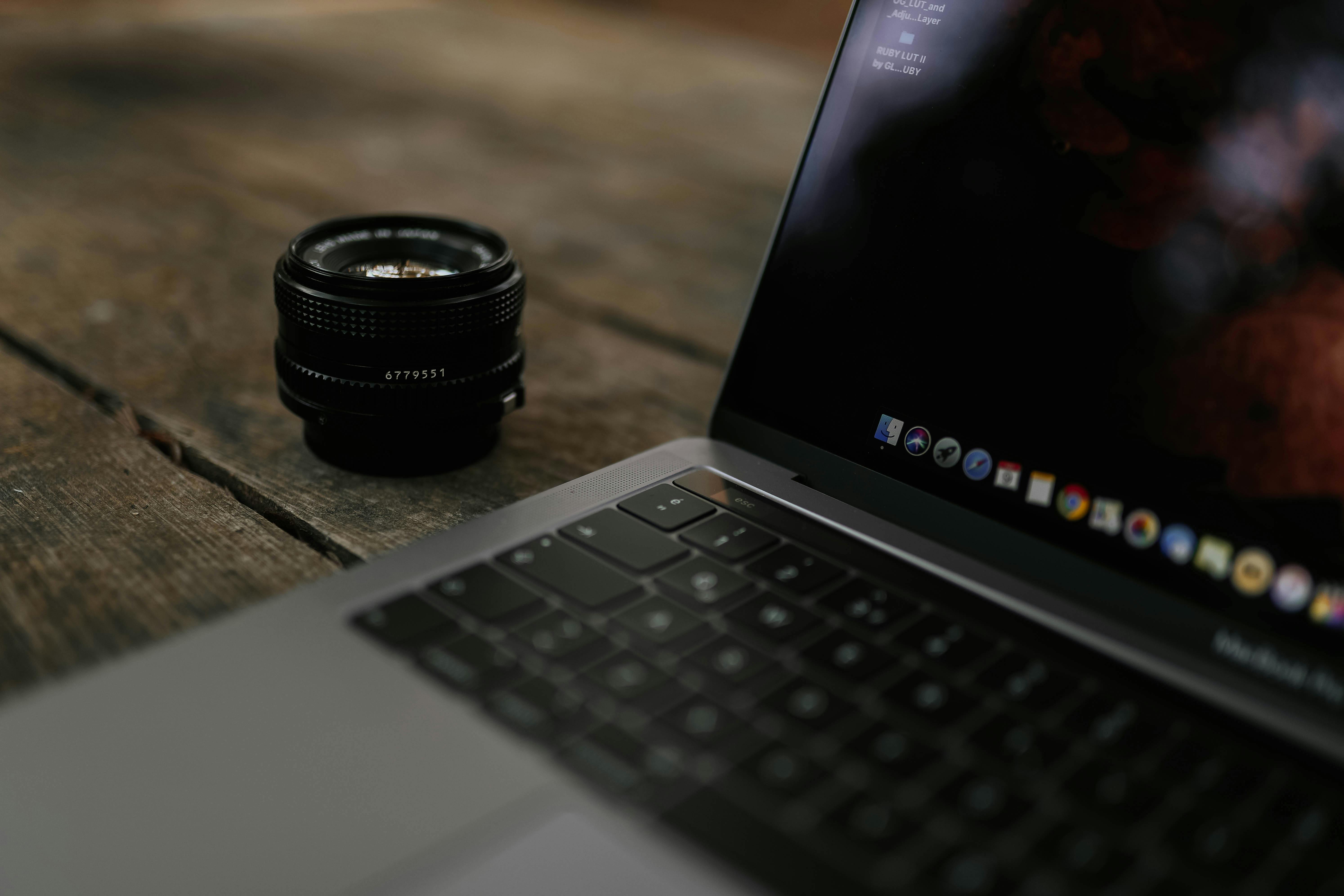 how to install zoom on macbook pro