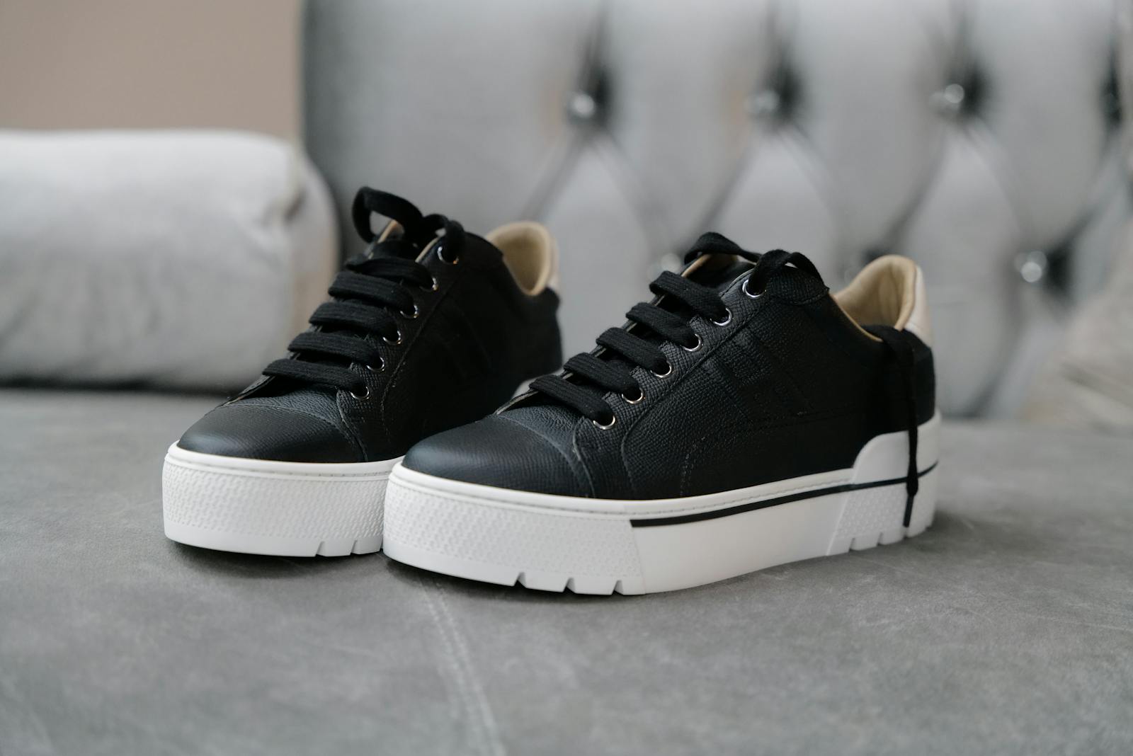 all black leather trainers