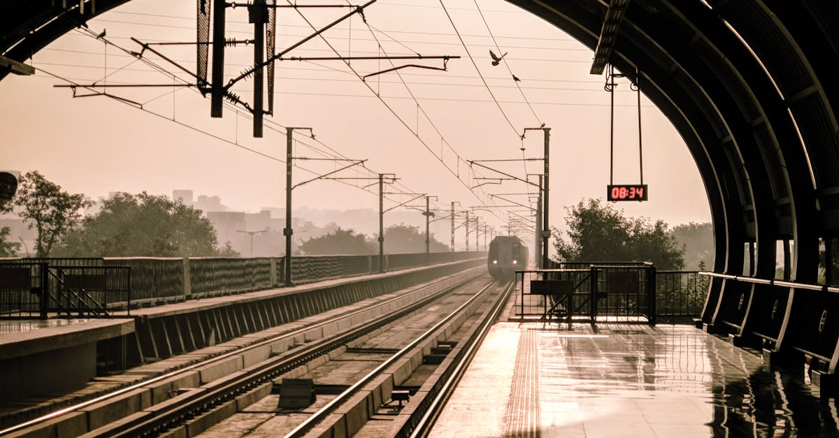 台鐵招募助理工程師 月薪近6萬 快來挑戰鐵路職場新機會