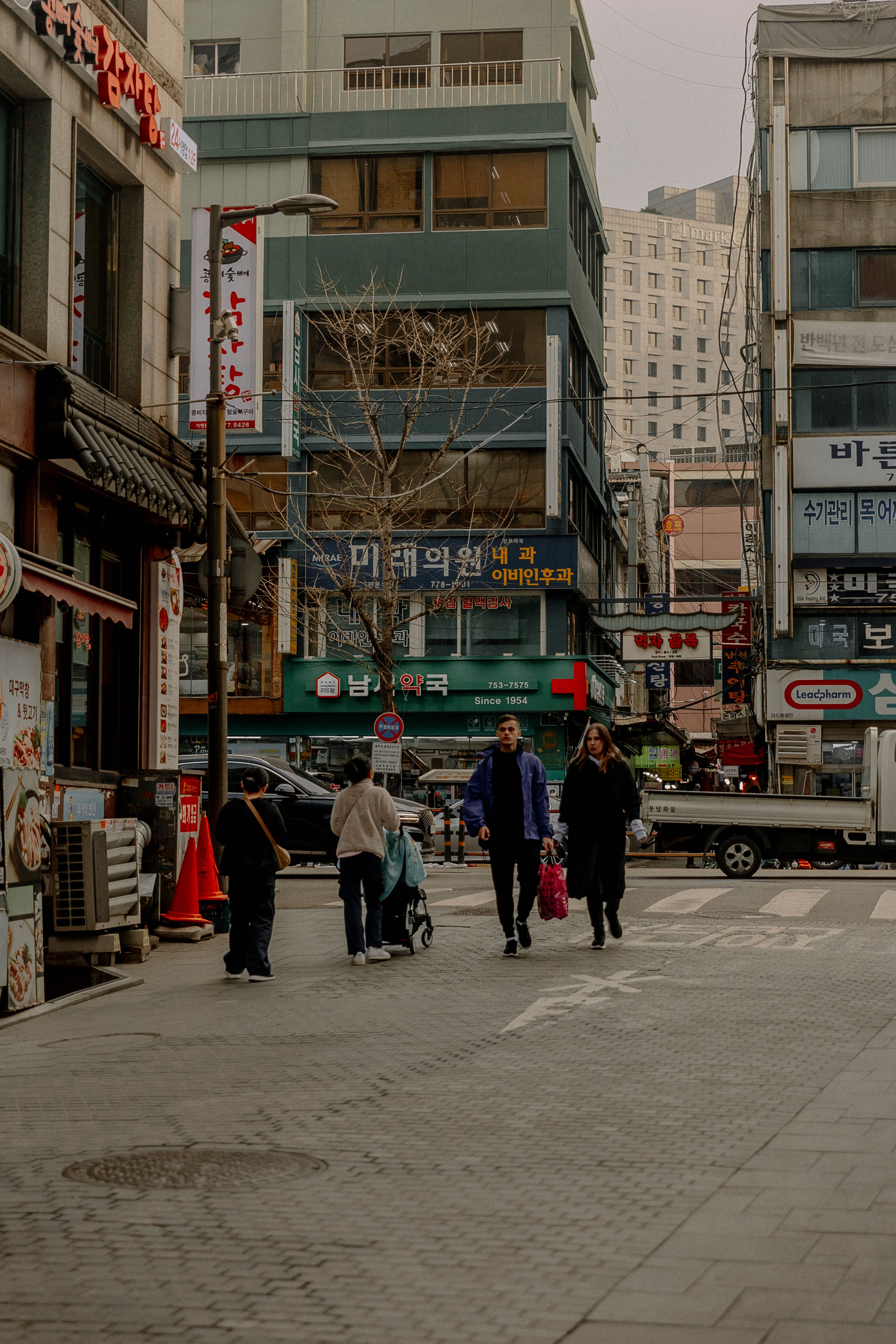 City Street in South Korea · Free Stock Photo