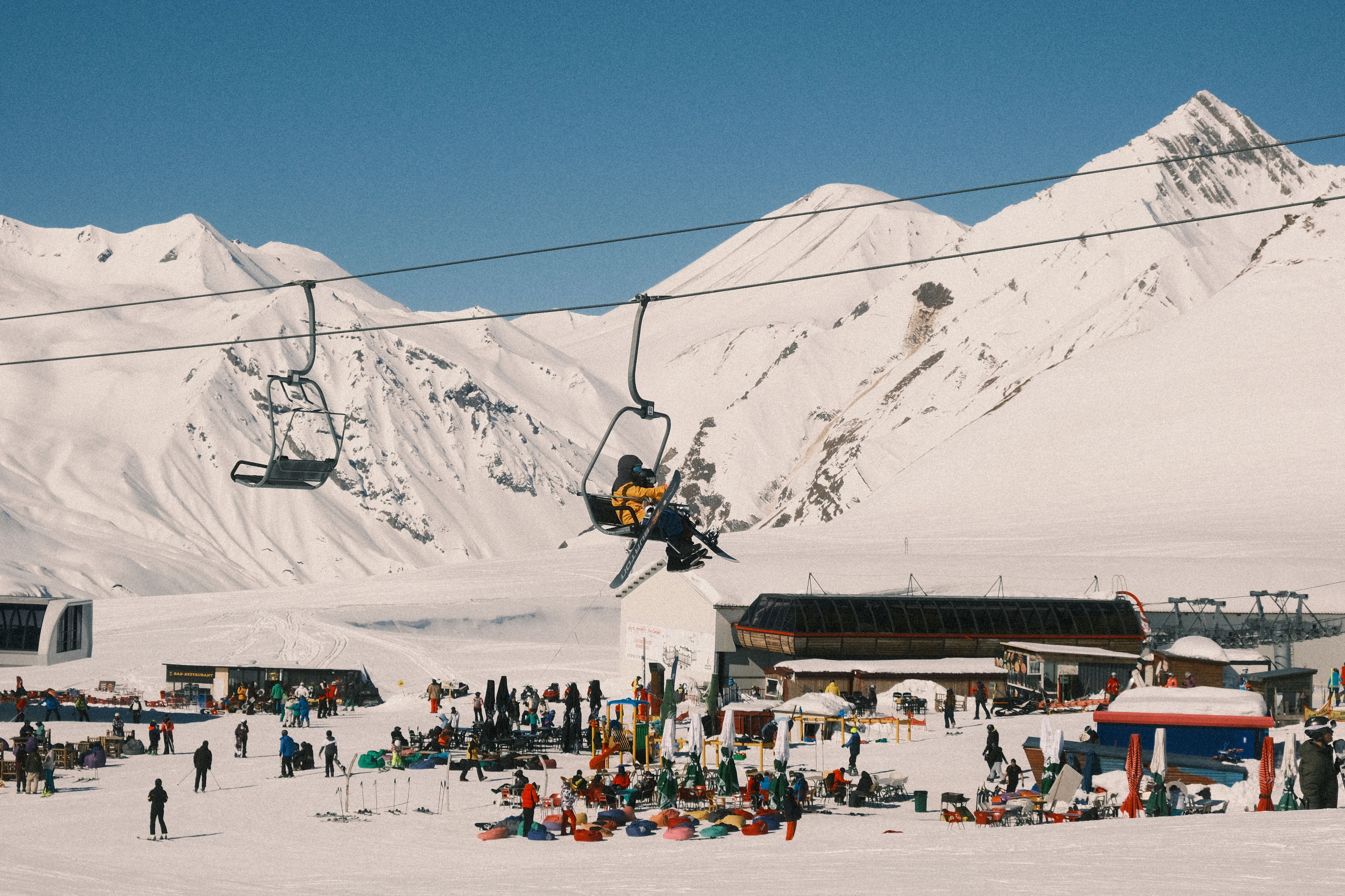Top Family-Friendly Ski Resorts for the Perfect Snow Day