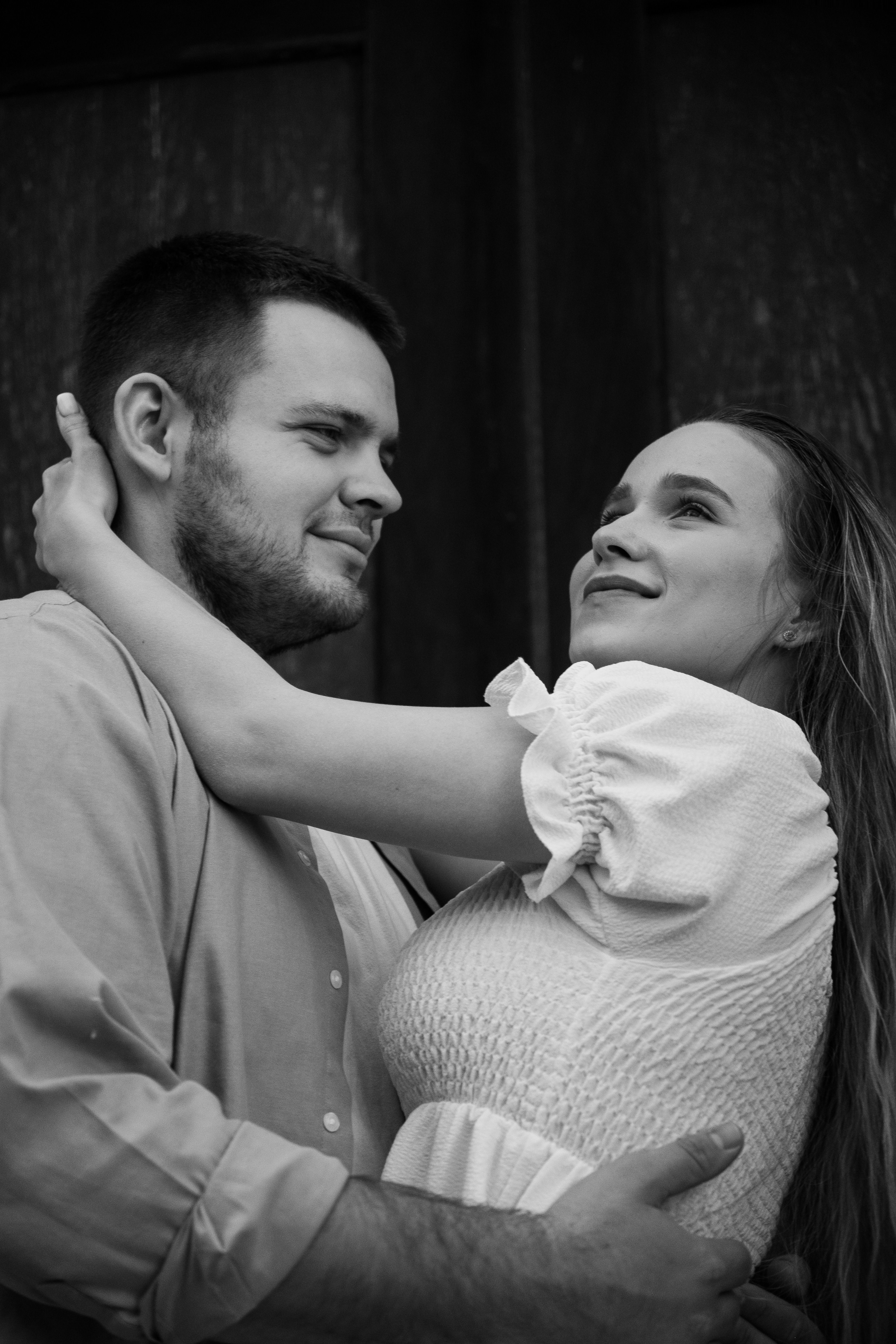Black and White Photo of a Hugging Couple · Free Stock Photo