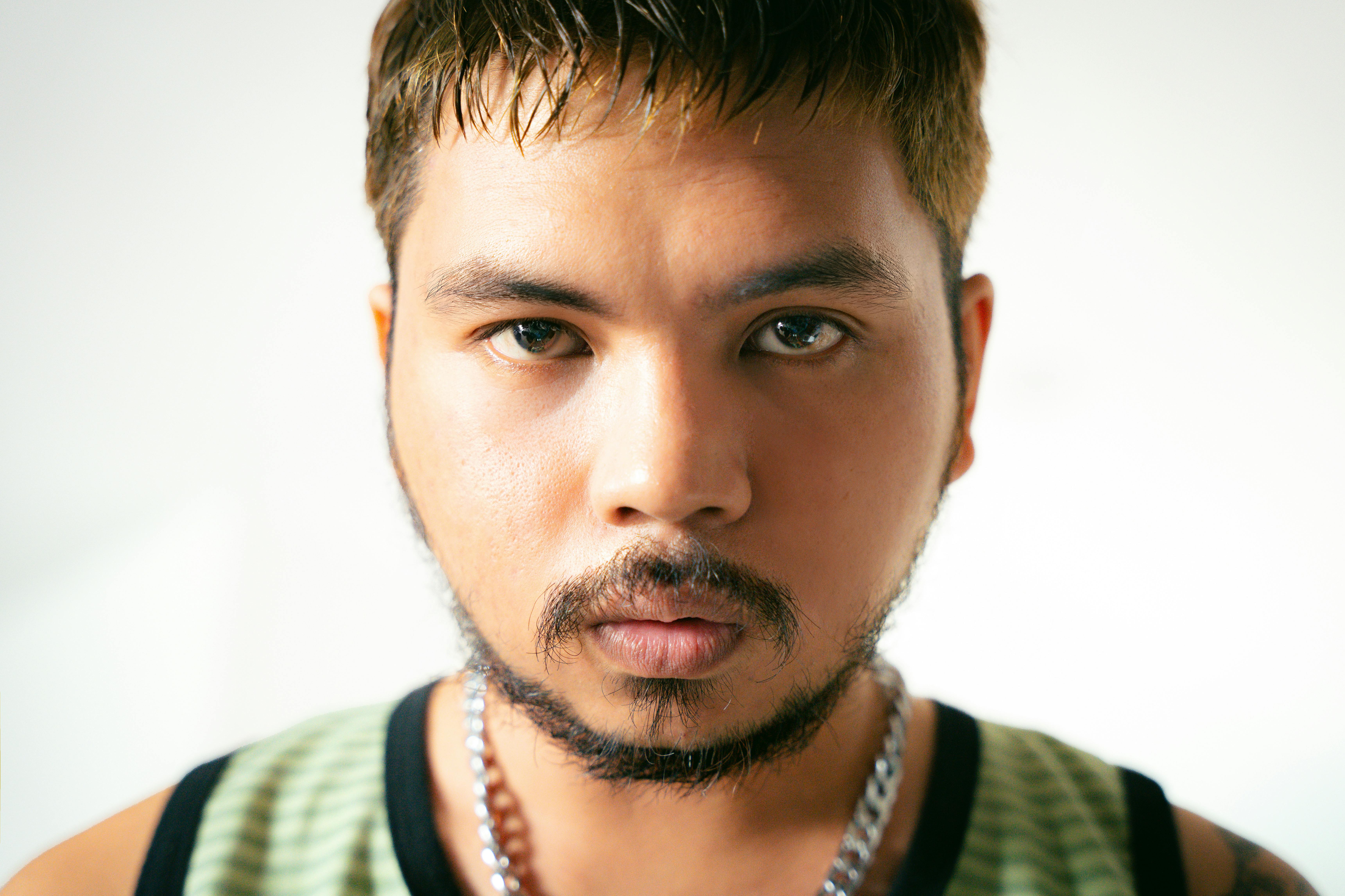 3 Best Hairstyles for Round Faces in Singapore — Singapore hairstyle men 2026