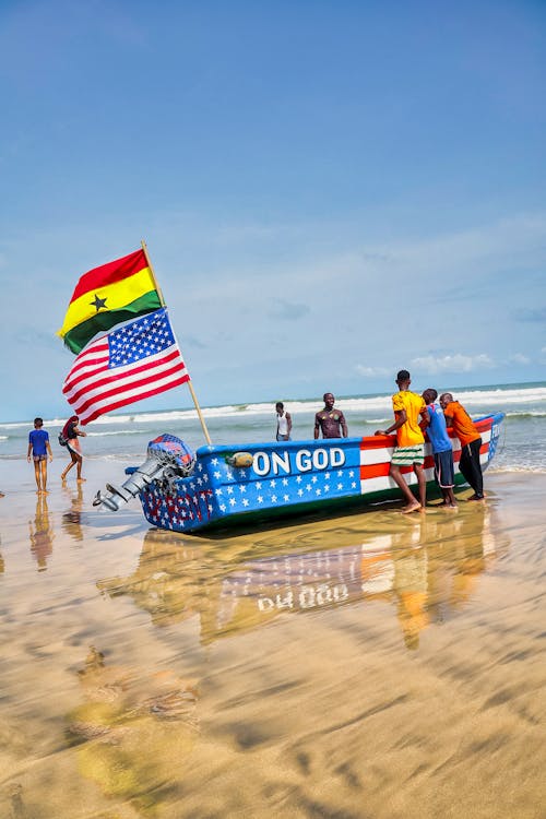 加納, 加納國旗, 垂直拍攝 的 免費圖庫相片