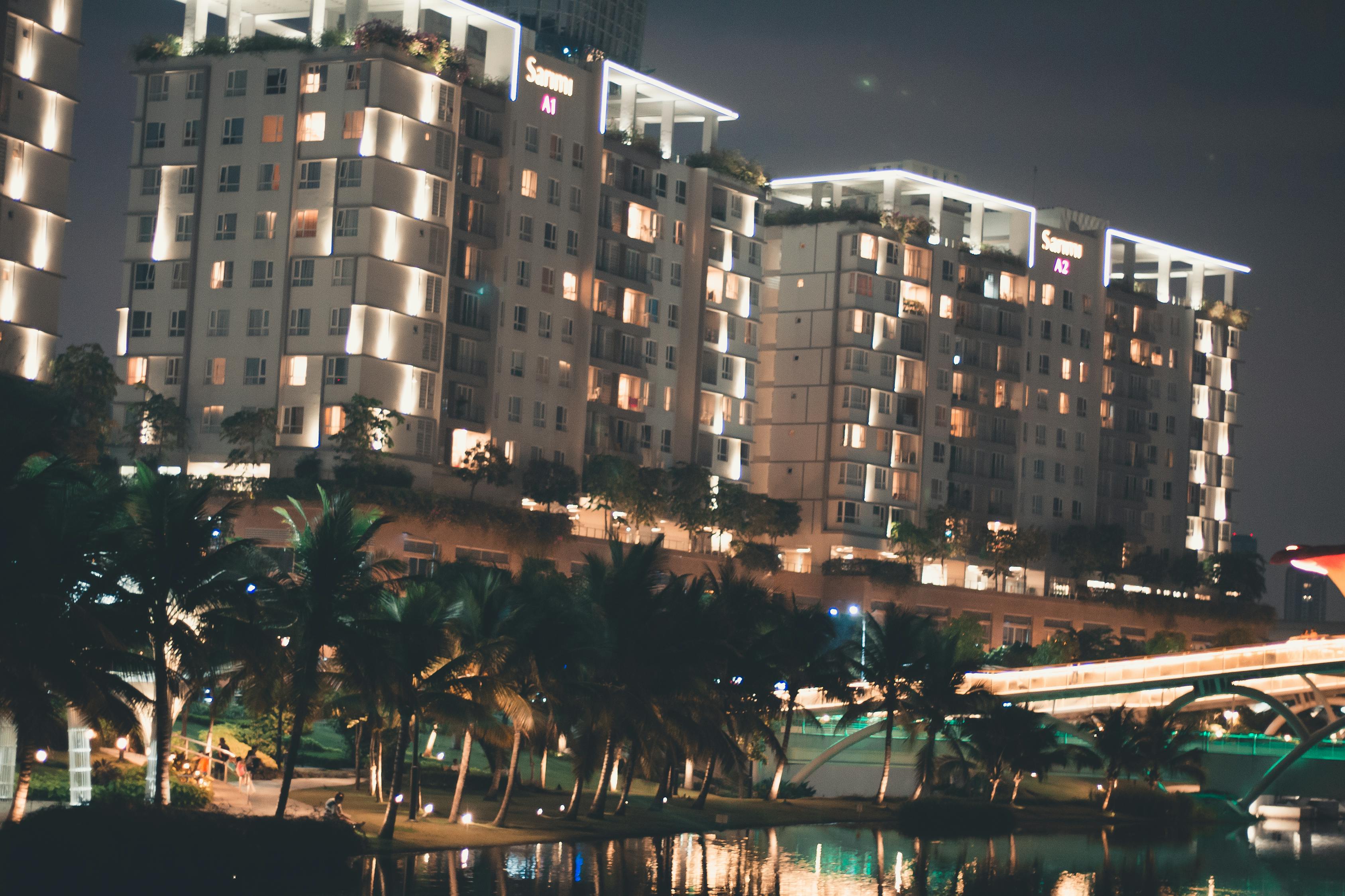 Foto de stock gratuita sobre edificio de apartamentos Foto de stock gratuita sobre edificio de apartamentos