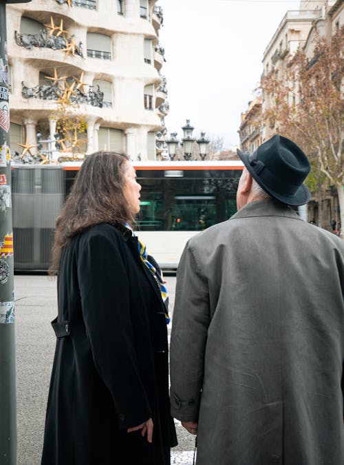 Základová fotografie zdarma na téma autobus, doprava, dvojice