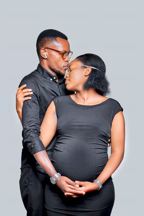 Free PREGNANCY PHOOTSHOT  Stock Photo