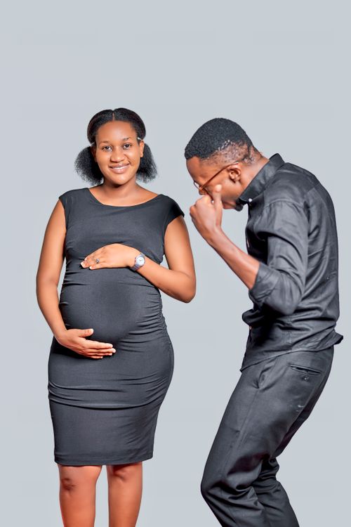 Free PREGNANCY PHOOTSHOT  Stock Photo
