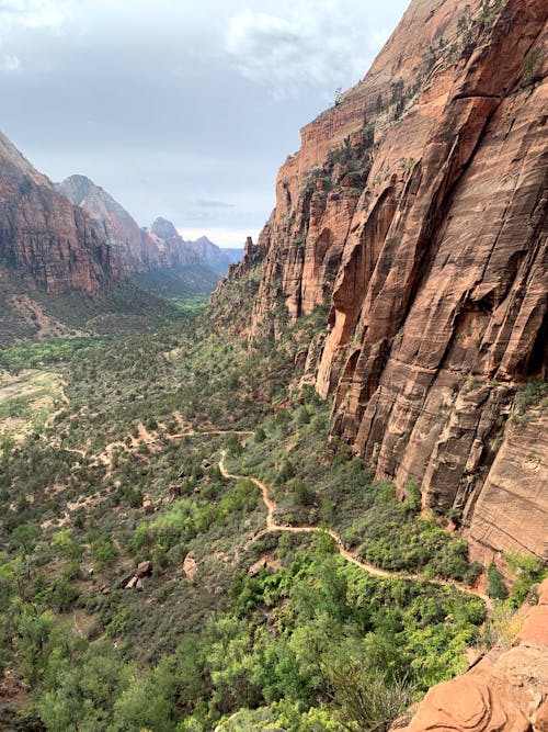 Free A view of the canyon from the top of a mountain Stock Photo