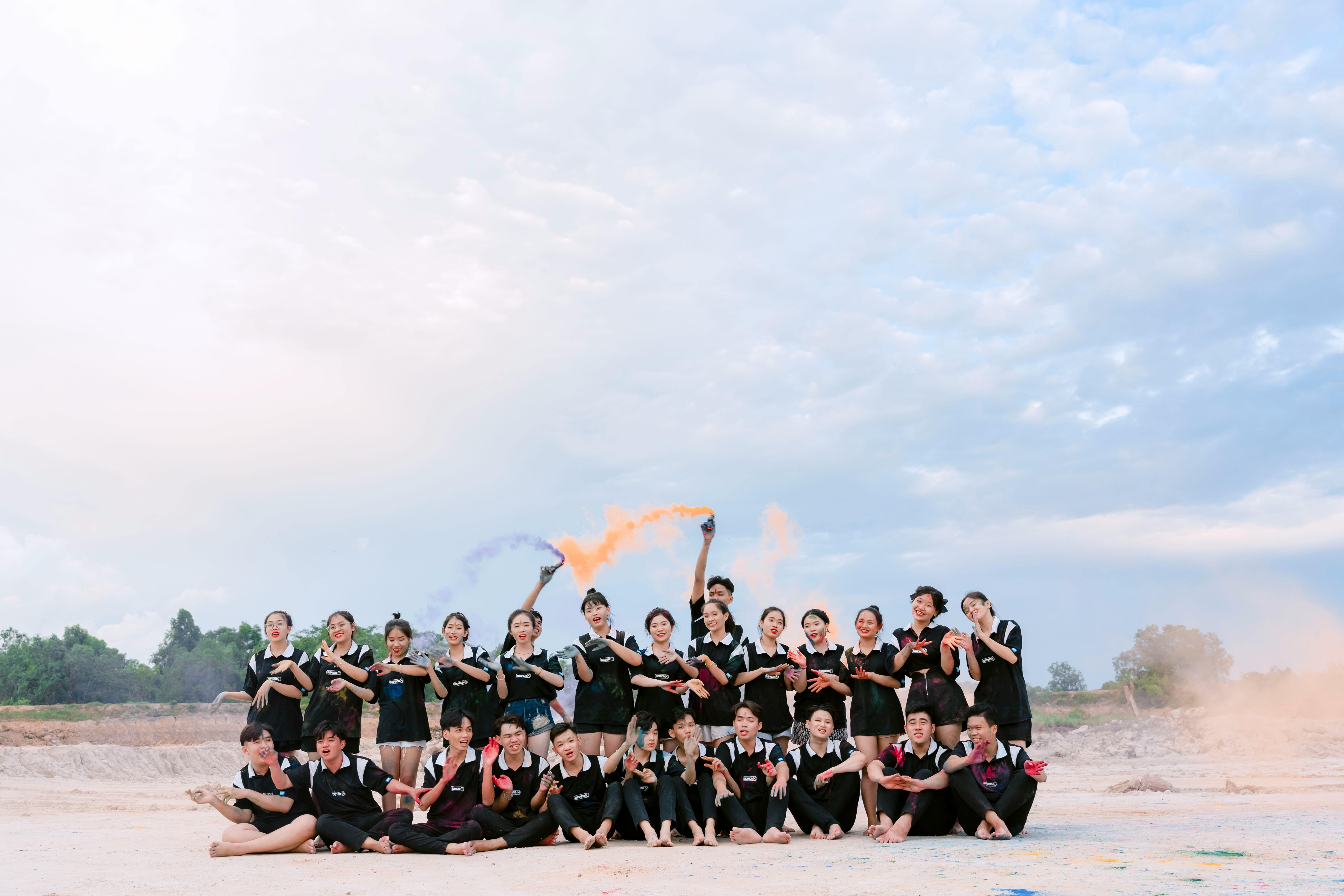 Seventeen Group snaps up 1st Choice Insurance in fleet push — Photo by Phạm Quang Linh on Pexels