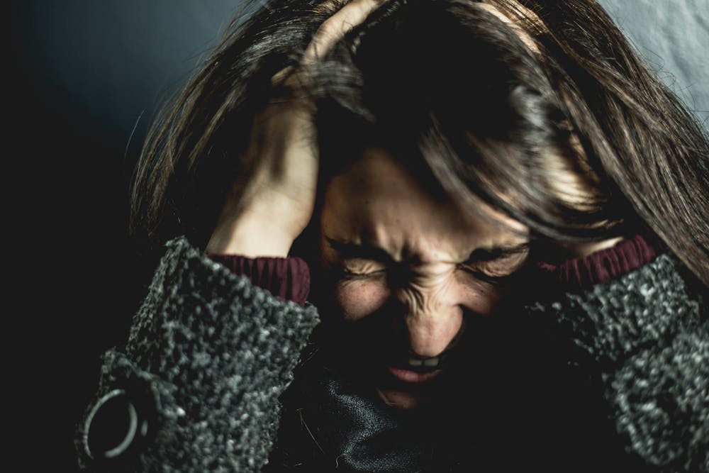 Woman in Headache @pexels