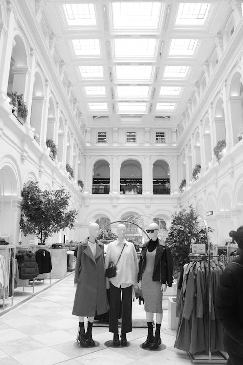 Black and white photo of people in a store