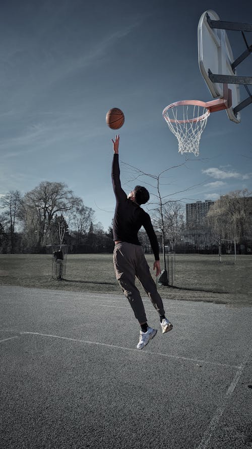 Безкоштовне стокове фото на тему «активний, баскетбол, вертикальні постріл»