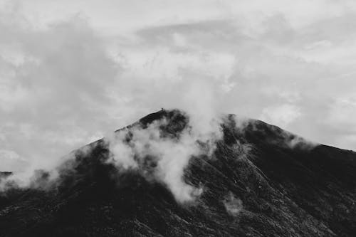 mountain in black and white 