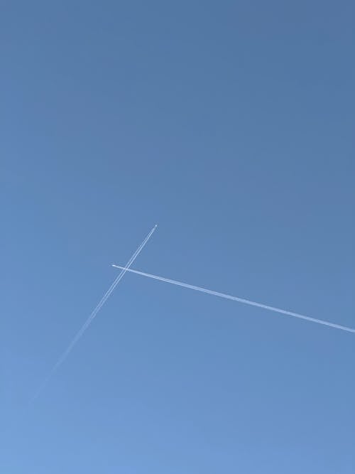 Foto d'estoc gratuïta de avions, camins, cel blau