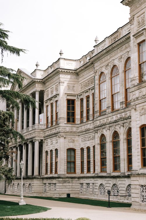 Free Historic Dolmabahçe Palace exterior in Istanbul showcasing Neoclassical and Ottoman architecture. Stock Photo