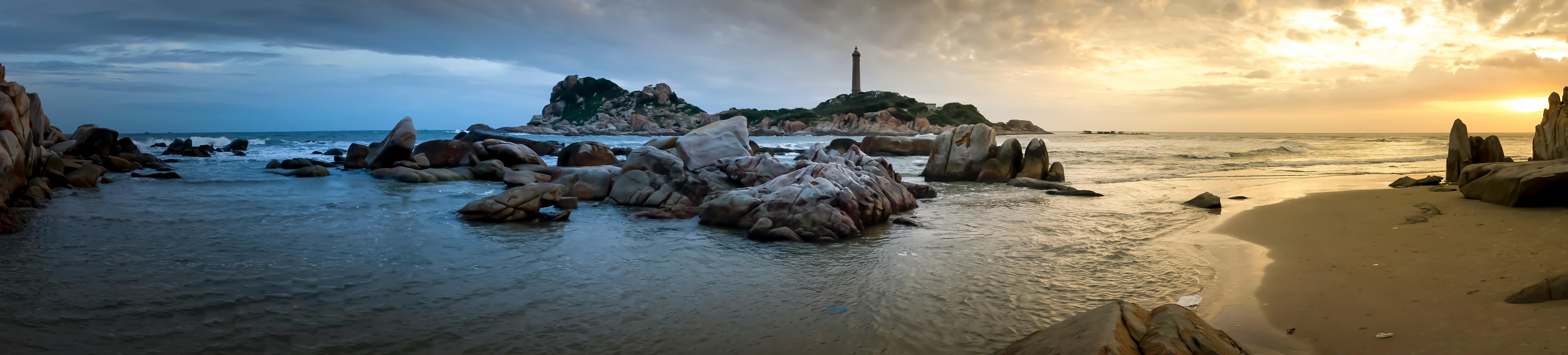 Solar Panel ROI Calculator 2025: Calculate Your Exact Payback Period