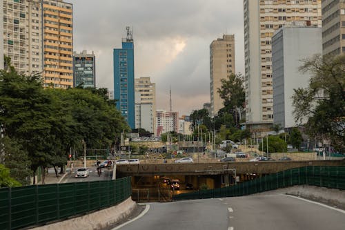 Foto profissional grátis de arquitetura, arranha-céu, brazil