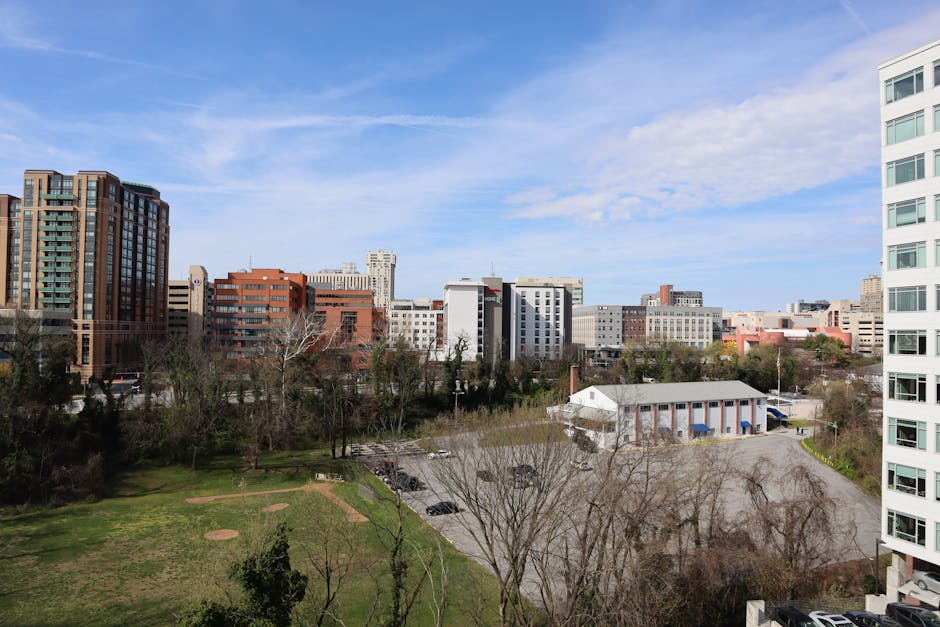 mixed-use development with residential, retail and office components - Multi-use commercial property