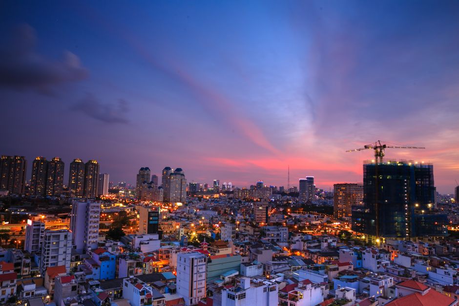 Vibrant city skyline at sunset showing urban hubs and iconic landmarks - luxury apartments with skyline Vibrant city skyline at sunset showing urban hubs and iconic landmarks - luxury apartments with skyline