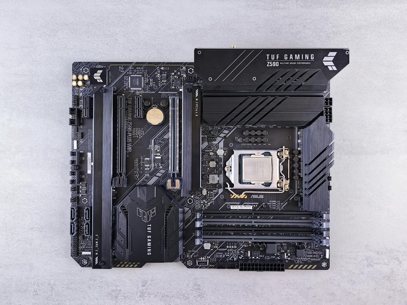 The asus z370 - a motherboard with a cpu and ram