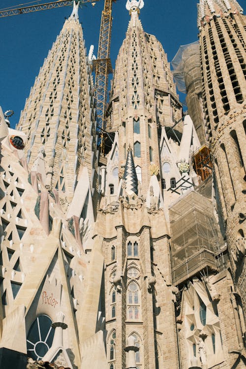 barcelona, bina, dikey atış içeren Ücretsiz stok fotoğraf