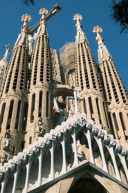 barcelona, bina, cephe içeren Ücretsiz stok fotoğraf