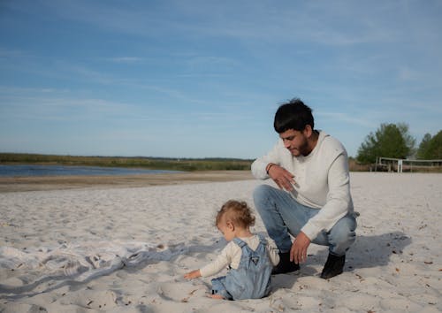 Immagine gratuita di bambino, fare squat, figlio