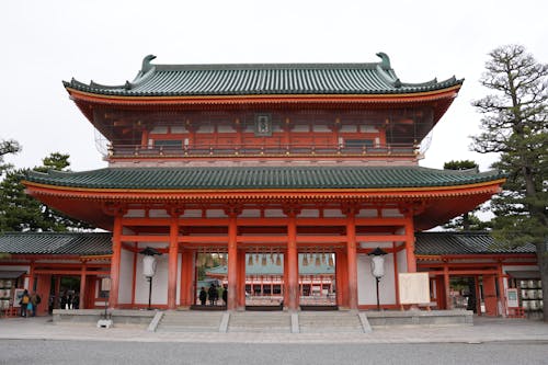 Kostenloses Stock Foto zu gebäude, Heian-Jingu-Outemmon-Tor, japan