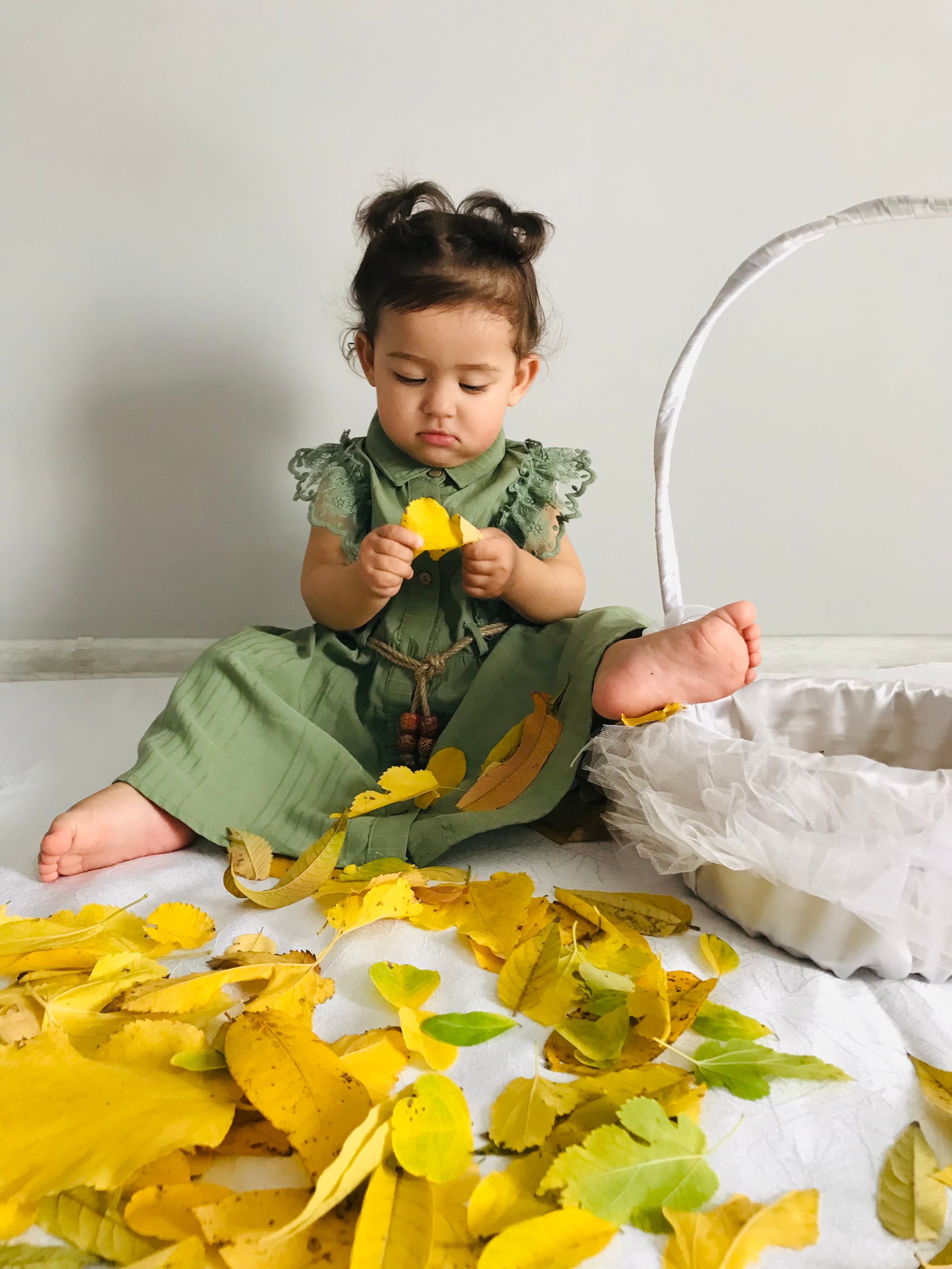 Gérer les transitions saisonnières : astuces pour préparer les enfants au changement - illustration