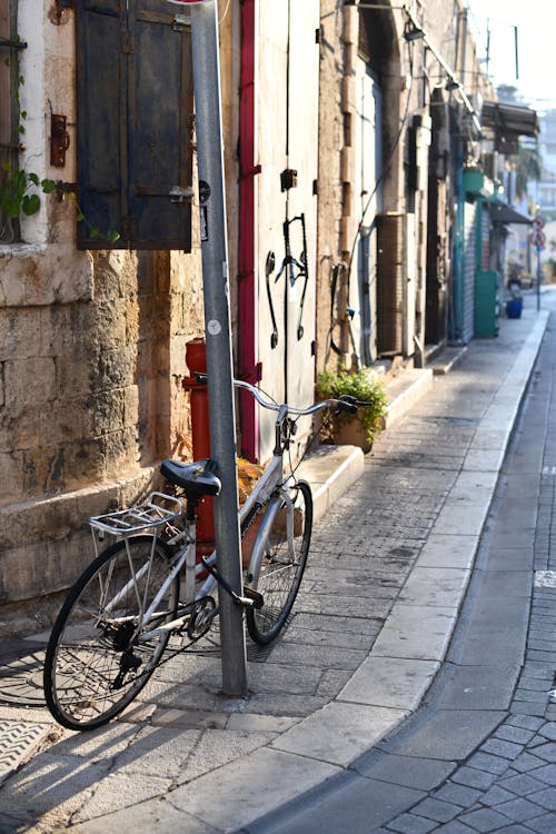 คลังภาพถ่ายฟรี ของ กำแพง, จักรยาน, ถนนในเมือง