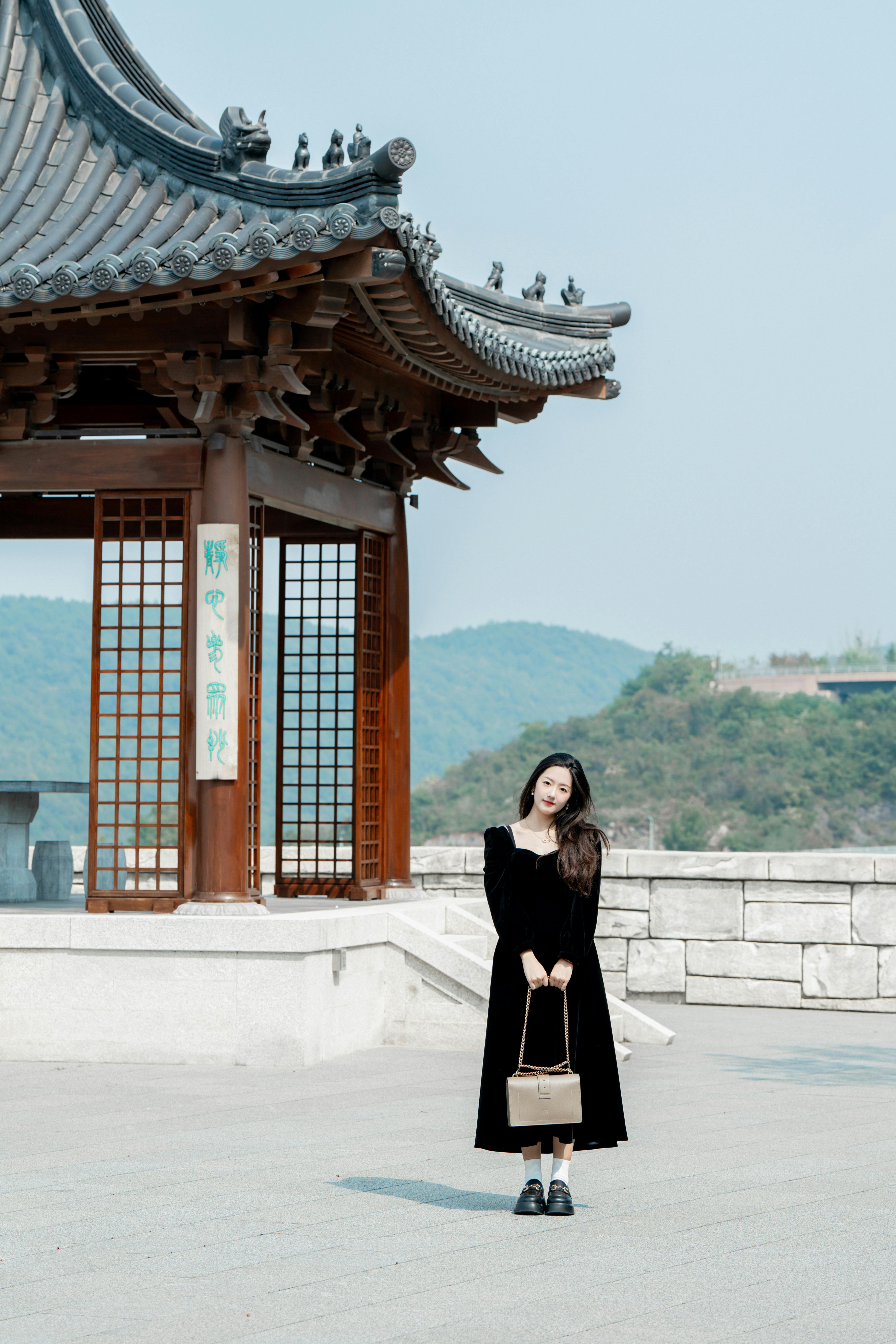 Kostenlos Kostenloses Stock Foto zu anmutig, asiatische frau, ausgewogener kontrast Stock-Foto