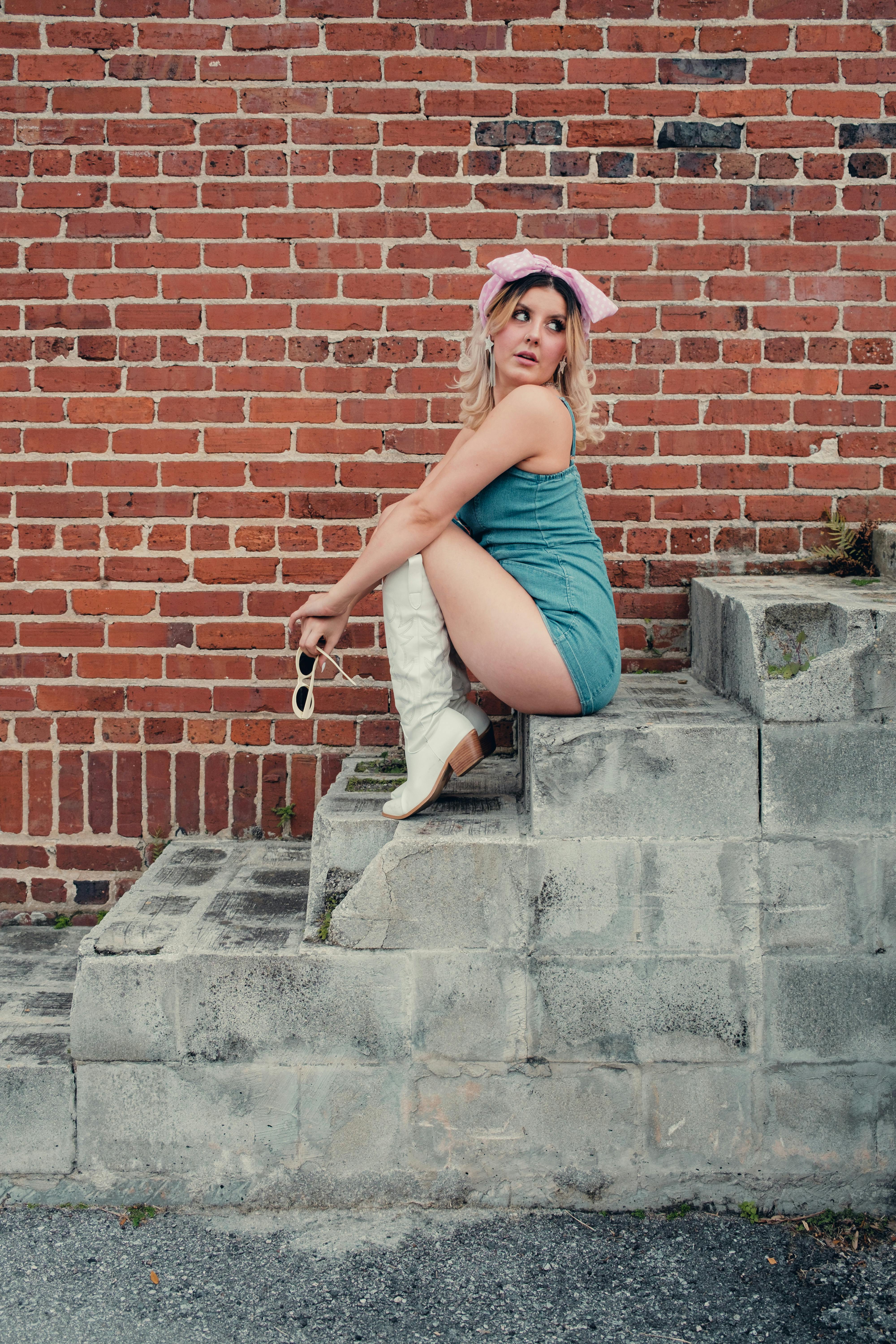 What are the six steps of consultation?