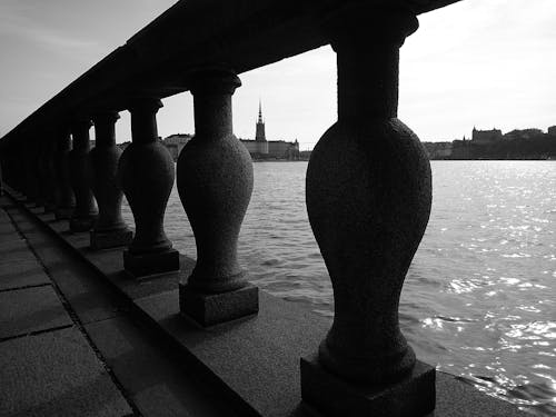 riddarholmen, 기둥, 블랙 앤 화이트의 무료 스톡 사진