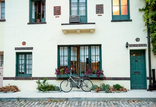 Free stock photo of apartment, bicycle, building Stock Photo