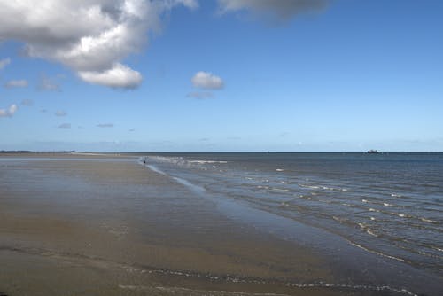 Foto profissional grátis de areia marrom, fotografia de paisagem, litoral
