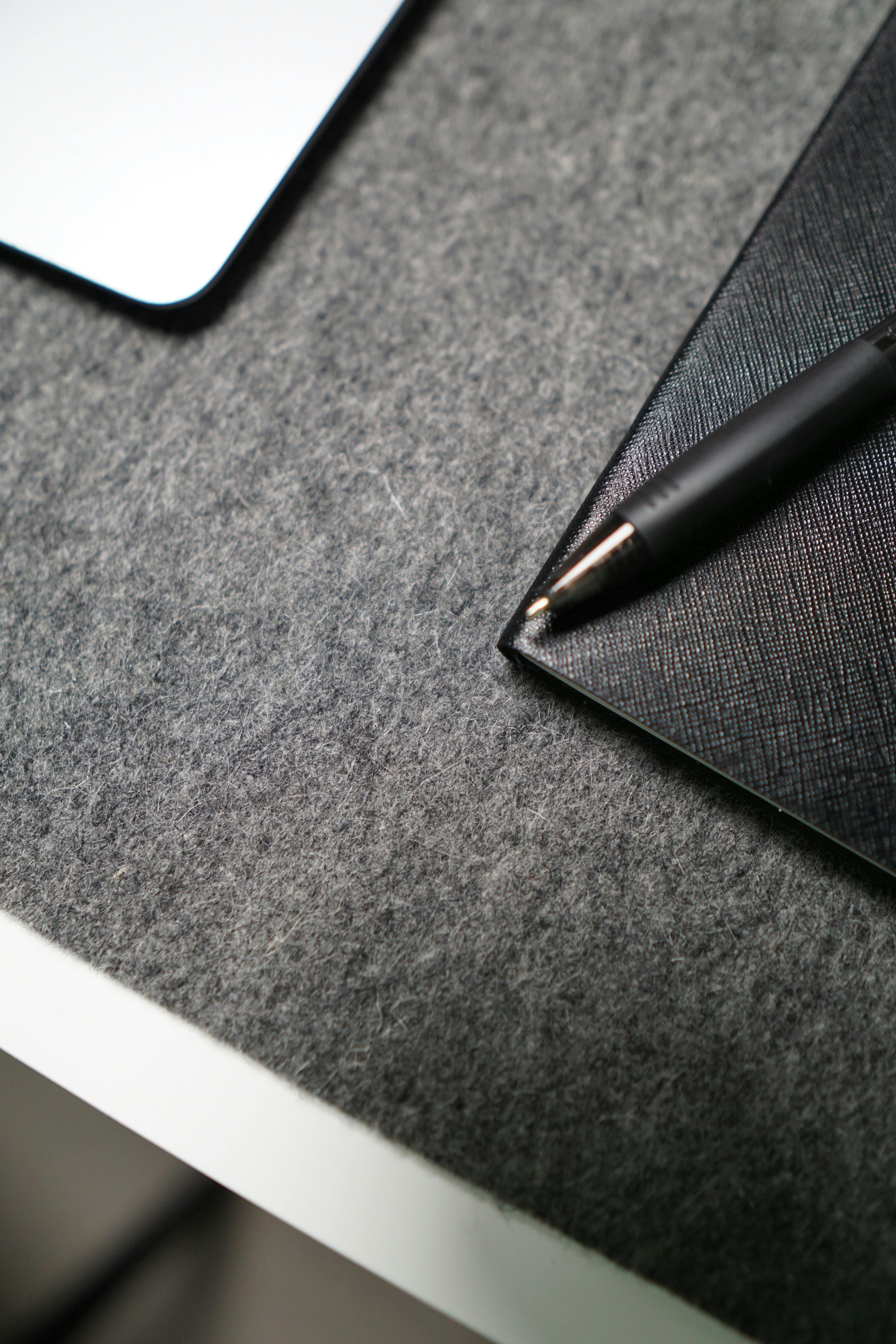Non-Slip Desk Pad,Mouse Pad,Waterproof PVC Leather Desk Table Protector,Ultra Thin Large Desk Blotter, Easy Clean Laptop Desk Writing Mat for Office Work/Home/Decor(Black, 31.5