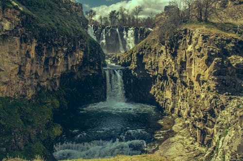 Free Waterfalls Painting Stock Photo