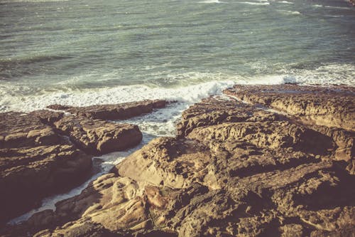бесплатная Бесплатное стоковое фото с берег, вода, волны Стоковое фото