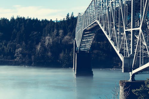 açık hava, asma köprü, çelik içeren Ücretsiz stok fotoğraf