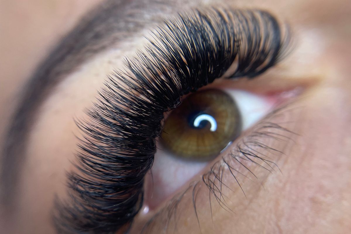 Brow Lamination: Der komplette Guide für perfekte Augenbrauen in St. Gallen