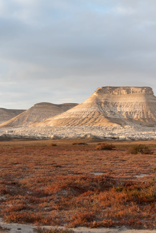 Darmowe zdjęcie z galerii z formacje skalne, kazachstan, krajobraz