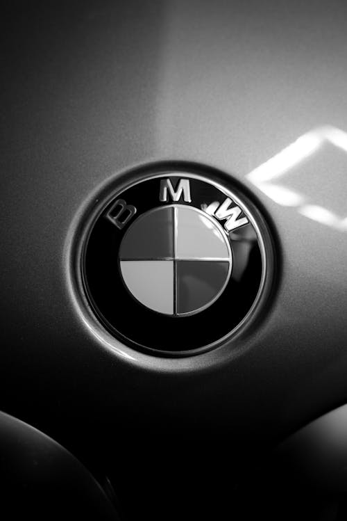 Fotos de stock gratuitas de blanco y negro, BMW, chrome